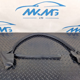 16-23 AUDI A5 F5 SPORTBACK FRONT RIGHT DOOR WINDOW APERTURE INNER SEAL 8W8837480