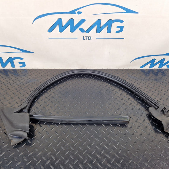 16-23 AUDI A5 F5 SPORTBACK FRONT RIGHT DOOR WINDOW APERTURE INNER SEAL 8W8837480