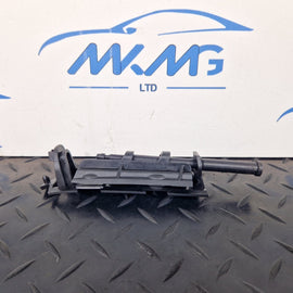 16-19 AUDI A4 B9 GENUINE RIGHT DRIVER SIDE REAR BUMPER BRACKET GUIDE 8W5807890