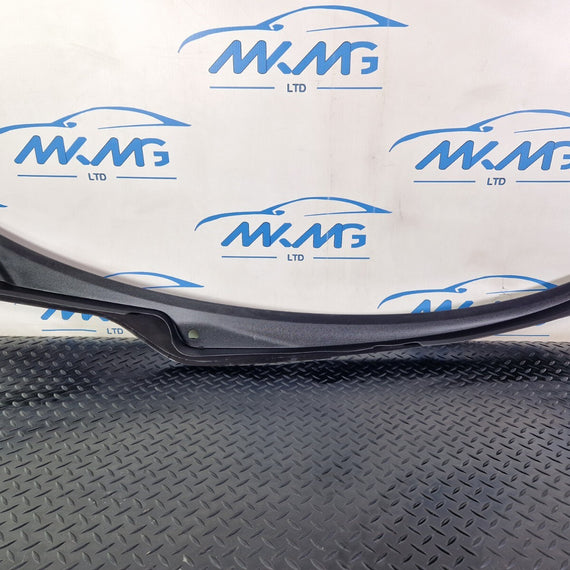 10-18 AUDI A7 4G S-LINE FRONT WINDSCREEN SCUTTLE PANEL WIPER COVER 4G8819403