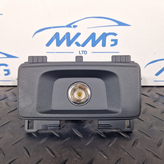 16-19 AUDI A4 B9 S-LINE GENUINE CENTRE CONSOLE REAR V12 SOCKET & TRIM 8W0863324