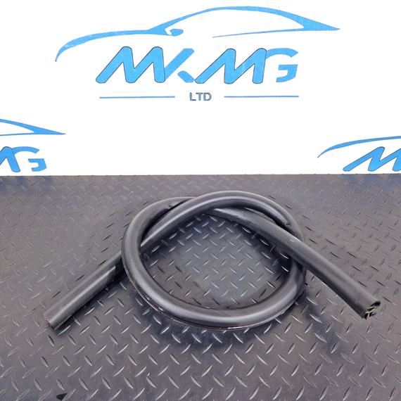 10-18 AUDI A7 4G S-LINE REAR RIGHT OSR LOWER DOOR RUBBER WEATHER SEAL 4G8833707A