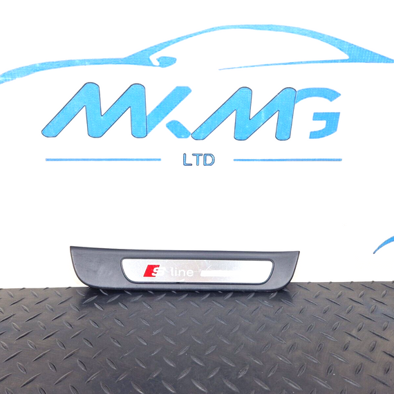 10-18 AUDI A7 4G S-LINE GENUINE REAR RIGHT SILL TRIM 4G8853376