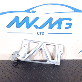 11-18 BMW 6 SERIES F06 GENUINE BRACKET HOLDER 9186477
