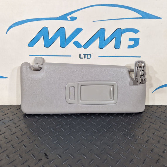 20-24 BMW 1 SERIES F40 SUN VISOR FRONT RIGHT DRIVER SIDE OFFSIDE 7358928