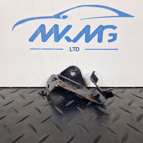 14-21 MERCEDES BENZ C220d W205 OEM AUXILIARY WATER PUMP BRACKET A2055012520