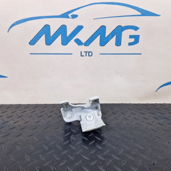 12-18 BMW 3 SERIES F30 F31 LCI REAR BOOT HINGE BRACKET MOUNT 7270077