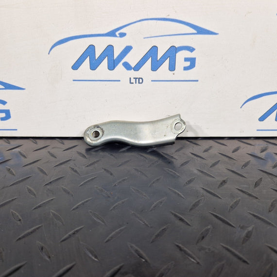 12-18 MERCEDES A B CLA-CLASS W176 W246 C117 EGR PIPE SUPPORT BRACKET HOLDER