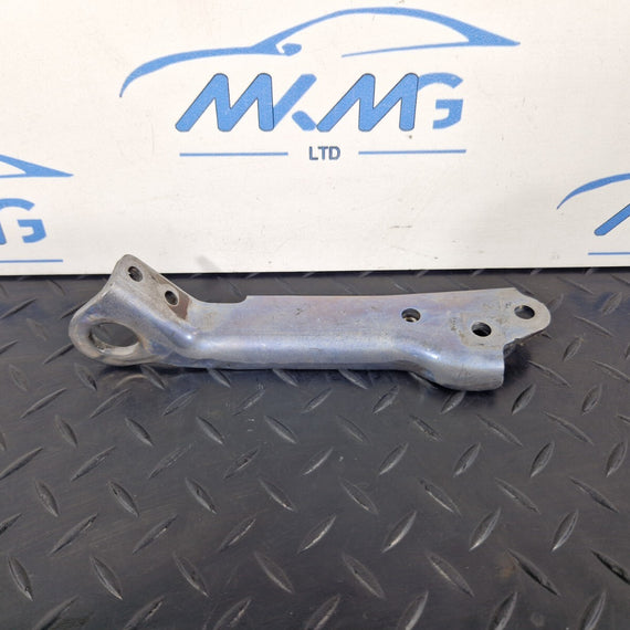 19-ON MERCEDES BENZ B CLASS W247 OM654 ENGINE LIFTING LUG A6542240100