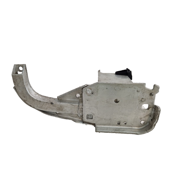 16-19 AUDI A4 B9 SPORT GENUINE FRONT RIGHT BUMPER IMPACT BAR BRACKET 4G0807134F