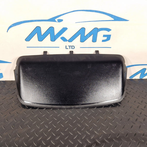 19-ON MERCEDES BENZ CLA C118 THIRD 3RD BRAKE LIGHT MIDDLE CENTRE TOP A1189069900