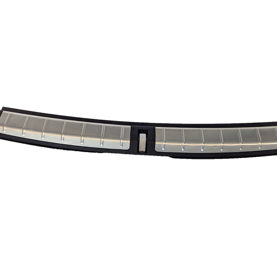 BMW X1 F48 TRUNK BOOT LOADING SILL COVER PANEL 7413689