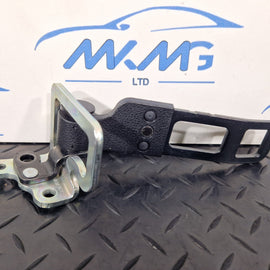 14-20 MERCEDES BENZ GLA X156 REAR SEAT LOCK STRIKER BRACKET A1569208200