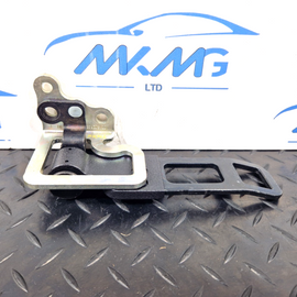 14-20 MERCEDES GLA 200 X156 OEM REAR BACKREST RETAINING LEFT BRACKET A1569208100