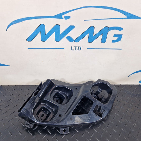 20-24 BMW 1 SERIES F40 BUMPER MOUNT BRACKET REAR LEFT PASSENGER SIDE 7461397