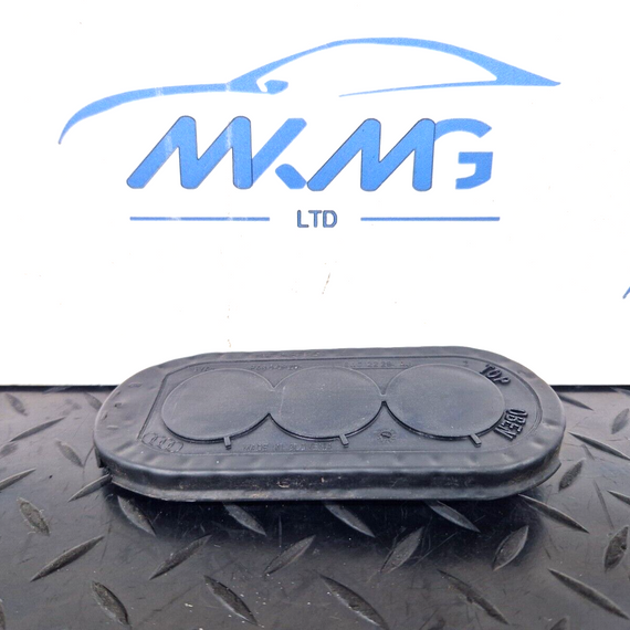 16-19 AUDI A4 B9 S-LINE OEM COOLANT HOSE GROMMET 8W0122291AJ