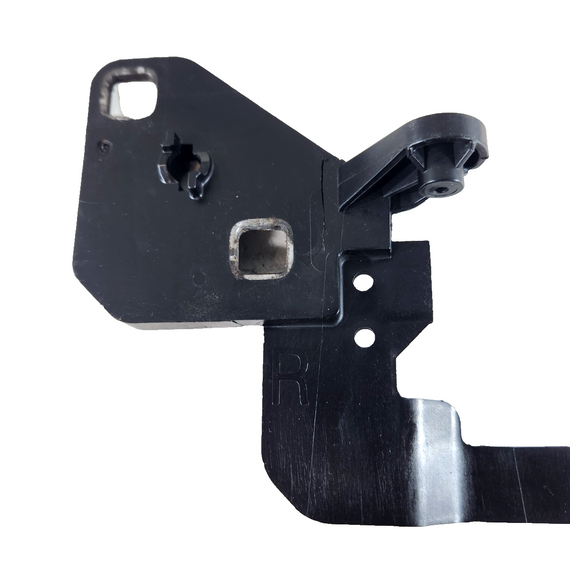 16-22 MERCEDES BENZ X253 GENUINE FRONT RIGHT O/S HEADLIGHT MOUNT A2536201800