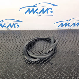 15-18 AUDI A7 4G OEM FRONT LOWER DOOR RUBBER SEAL FITS LEFT & RIGHT 4G8831707A