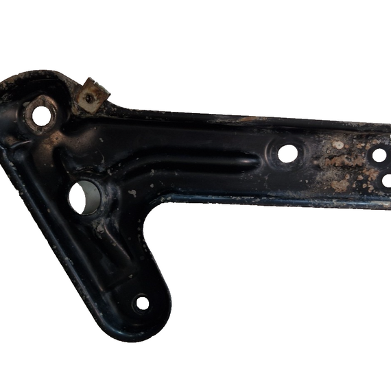 16-19 MERCEDES BENZ GLE W166 FRONT LEFT N/S WHEEL ARCH BRACKET A1643310940