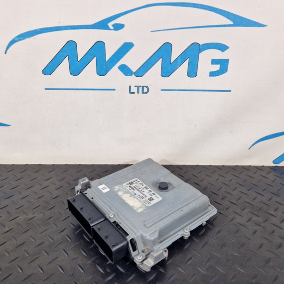 14-21 MERCEDES BENZ W205 ENGINE CONTROL MODULE ECU 2.0 PETROL A2749000800