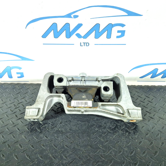 12-18 MERCEDES BENZ W176 GENUINE ENGINE MOUNT A2462402517