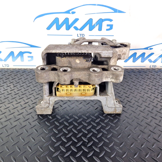 18 ON MERCEDES BENZ SPRINTER W910 FWD OM651.658 ENGINE MOUNT A9102410000