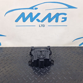 18-ON MERCEDES A CLASS W177 CENTRAL CONSOLE MOUNT BRACKET A1776831400