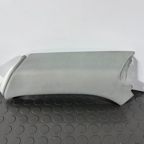 16-19 AUDI A4 B9 ESTATE GENUINE REAR RIGHT DRIVER SIDE C-PILLAR TRIM 8W9867288