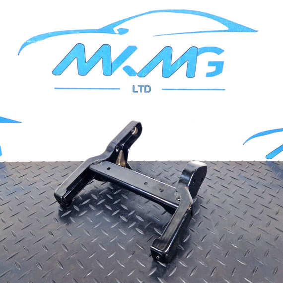 10-18 AUDI A7 4G S-LINE GENUINE OEM STEERING MECHANISM BRACKET 8K2419250C