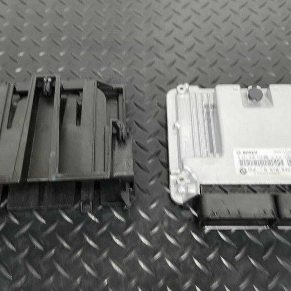 BMW F20 F21 1-SERIES N47 2011-2015 DIESEL ENGINE ECU 8578945