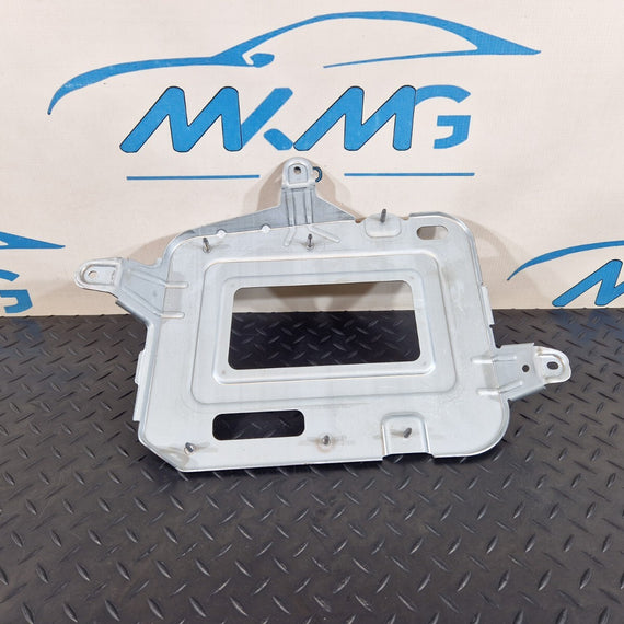 18-ON MERCEDES A CLASS W177 SPEEDOMETER MODULE BRACKET HOLDER MOUNT A2475455700