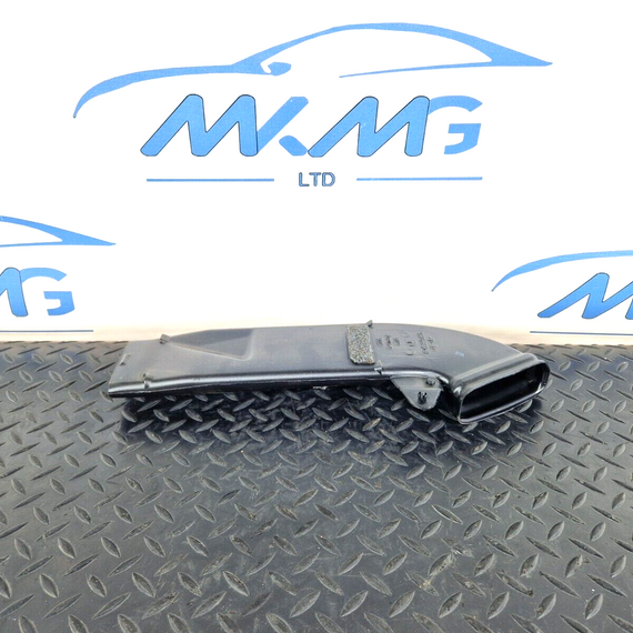 16-19 AUDI A4 AVANT B9 S-LINE RIGHT FRONT DASH VENT AIR CHANNEL 8W2819656