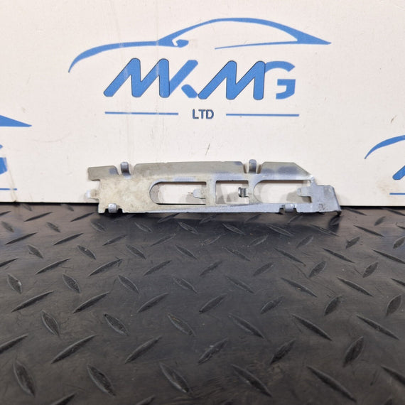 16-19 AUDI A4 B9 GENUINE OEM REAR RIGHT O/S BUMPER MOUNT BRACKET 4G8807864