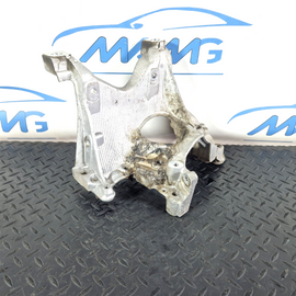 16-19 AUDI A4 B9 GENUINE OEM FRONT RIGHT SIDE SUBFRAME BRACKET MOUNT 8W0399296E