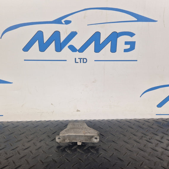 14-21 MERCEDES BENZ C300h W205 INTAKE MANIFOLD CARRIER BRACKET A6510983239