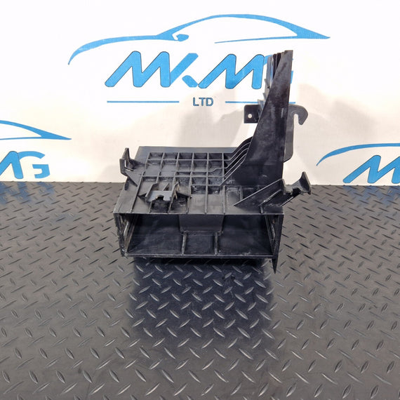 12-17 AUDI S5 CONVERTIBLE MULTIMEDIA UNIT BRACKET MOUNT HOLDER 8F0035313A