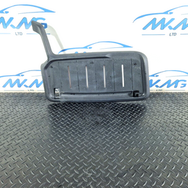 18-ON MERCEDES BENZ SPRINTER W907 SUN VISOR LEFT BRACKET TRIM A9106900002