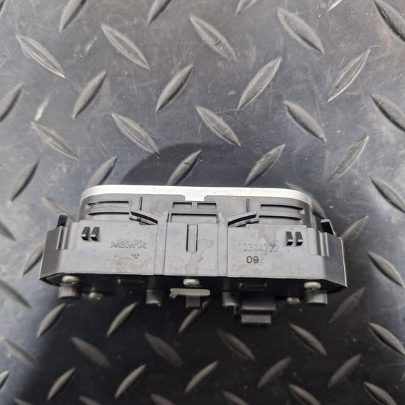 19-ON MERCEDES BENZ B CLASS W247 HEATED SEAT SWITCH FR O/S A1779056800