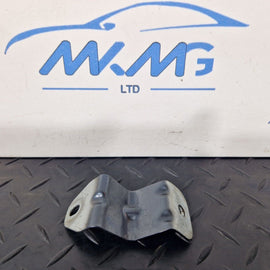 16-19 AUDI A4 B9 FRONT FENDER BRACKET FITS BOTH SIDES LEFT RIGHT 8W0821471