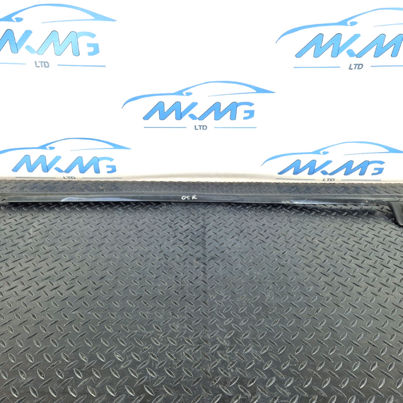 14-23 MERCEDES BENZ VITO W447 SLIDING DOOR SEAL STRIP RIGHT A4477310380