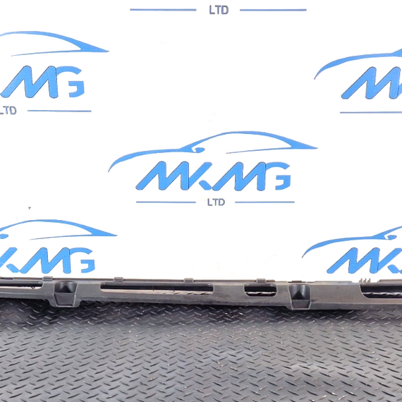 11-19 MERCEDES BENZ ML W166 OEM LEFT SIDE SKIRT HOLDER BRACKET A1666980127
