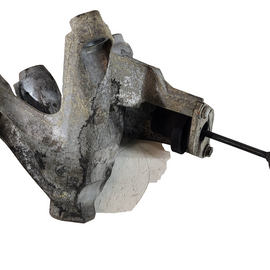 16-20 AUDI Q7 4M 3.0 DIESEL LEFT ENGINE MOUNT BRACKET 4M0199307AF