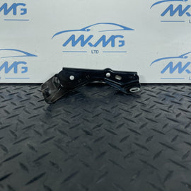 16-22 BMW X1 F48 GENUINE FRONT LEFT PASSENGER SIDE WING BRACKET 7392803