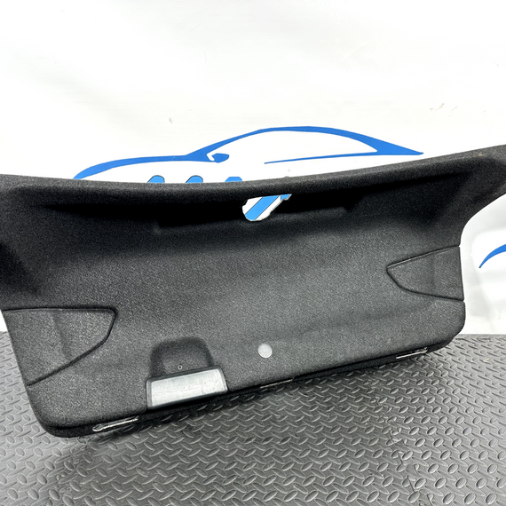 16-19 AUDI A4 B9 SALOON GENUINE BOOTLID TAILGATE TRIM PANEL 8W5867975