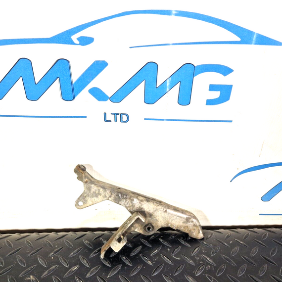 18-ON MERCEDES BENZ SPRINTER W907 OEM SUPPORT BRACKET A6510903000