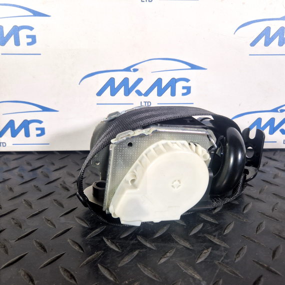 16-19 AUDI A4 B9 GENUIINE REAR RIGHT SIDE O/S/R SEAT BELT 8W0857806B
