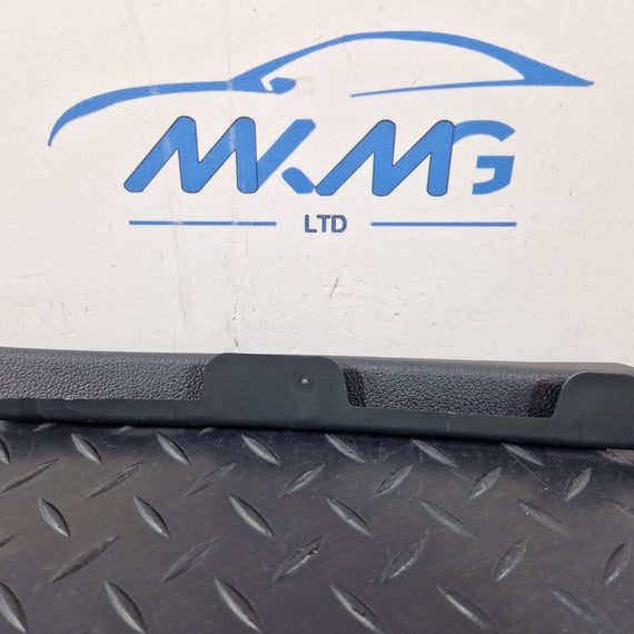 16-19 AUDI A4 B9 GENUINE OEM FRONT RIGHT DRIVER SIDE A PILLAR BRACKET 8W0868204