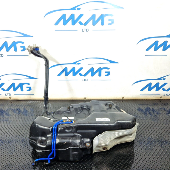 16-19 AUDI A4 B9 GENUINE DIESEL ENGINE FUEL TANK WITH PUMP 8W0201021BP