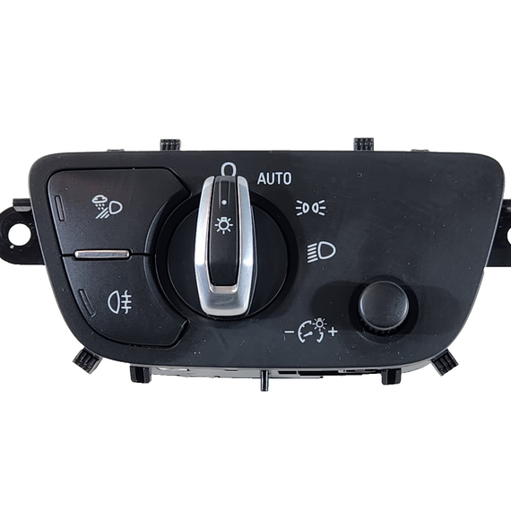 16-19 AUDI A4 B9 OEM HEADLIGHT CONTROL SWITCH AND TRIM PANEL 4M0941531AG