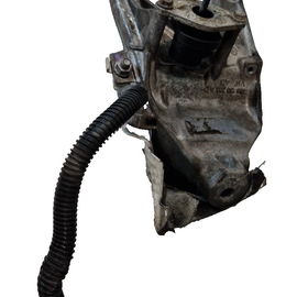 16-19 AUDI A4 B9 GENUINE RIGHT SIDE ENGINE MOUNT SUPPORT BRACKET 4M0199308AD